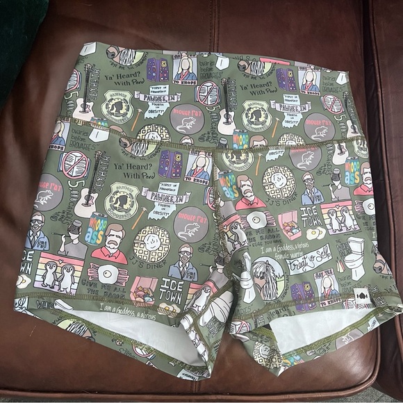 WODBottom brand new shorts - size XL - Picture 2 of 3